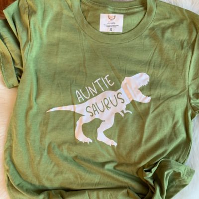 Ladies T-shirt - AUNTIE Saurus