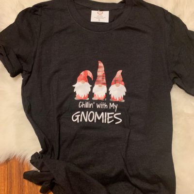 Ladies T-shirt - chillin' with my gnomies